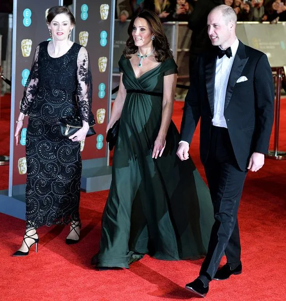 Kate Middleton wore Jenny Packham deep green dress at 71st British Academy of Film and Television Arts award ceremony, stunning jewels