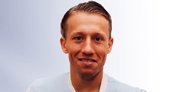 SBOBETASIA - Lazio Resmi Gaet Lucas Leiva dari Liverpool