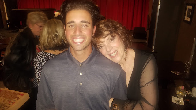 Review: Susan Edwards Martin Knocks Her First Solo Cabaret Show Out of the Park  Image