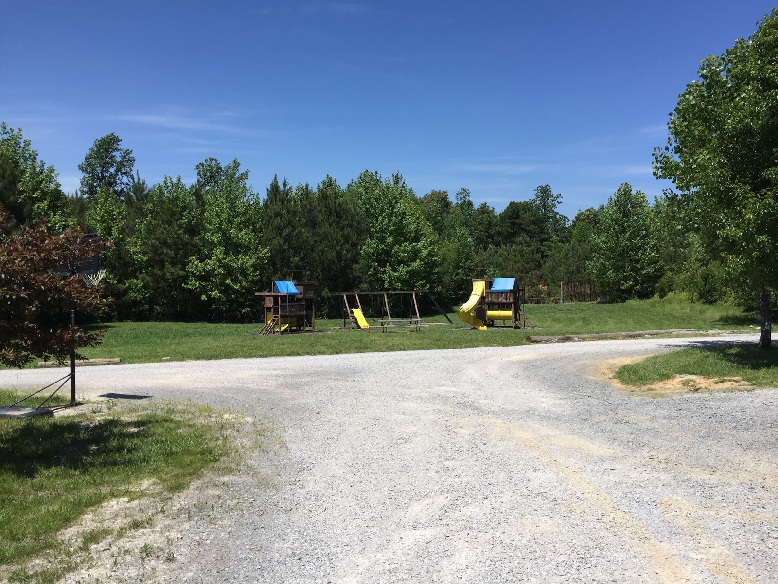 BLUE SKY AHEAD Western Kentucky RV Park, Central City, KY