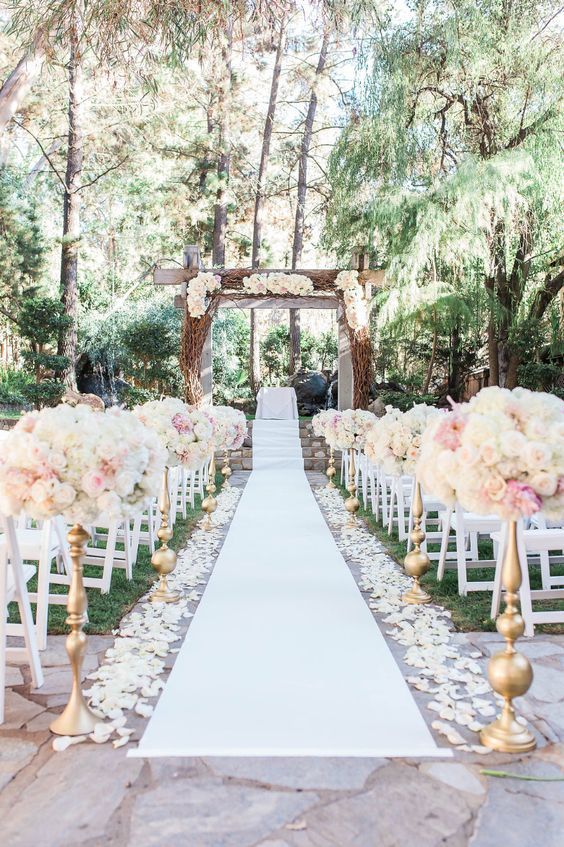 Flower Ideas For an Outdoor Wedding Flower Ideas For an Outdoor Wedding