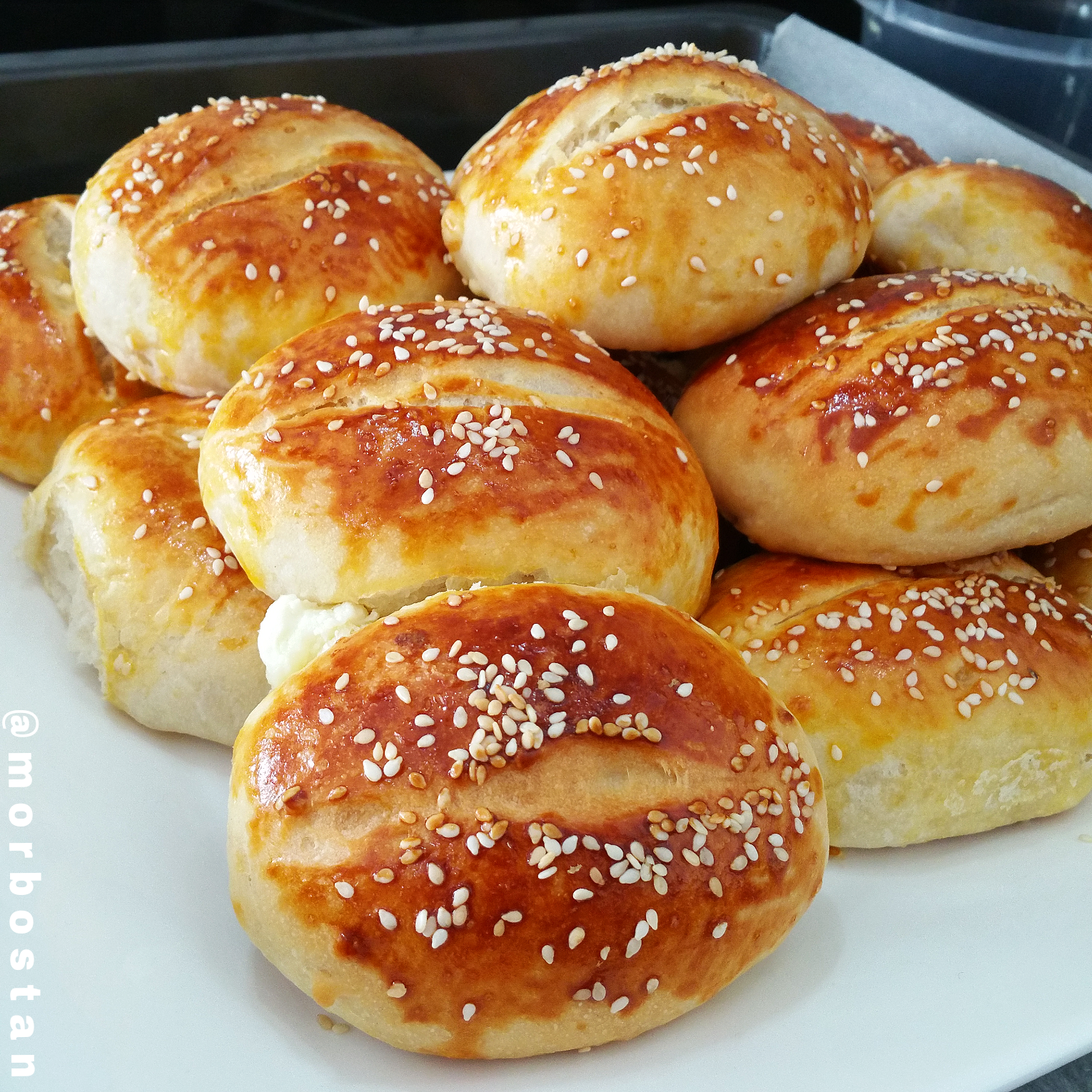 Peynirli Dilimli Poğaça Peynirli Dilimli Poğaça