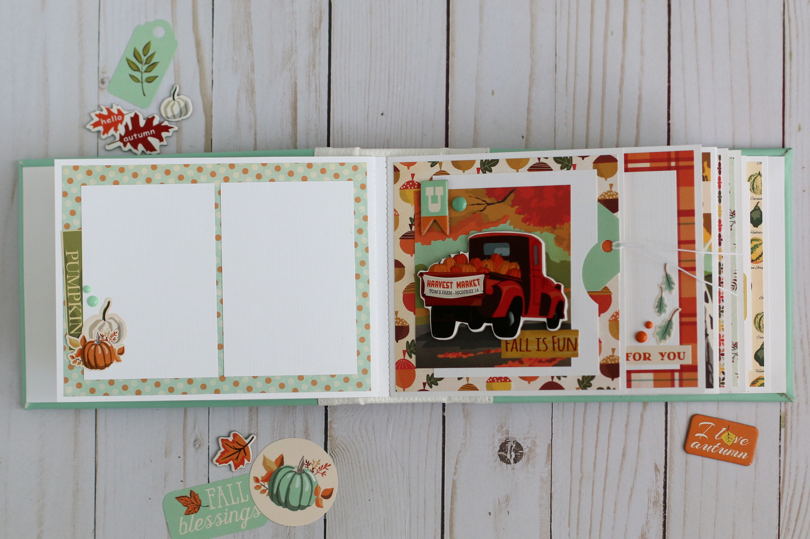 My creative corner Осенний мини альбом Fall scrapbook