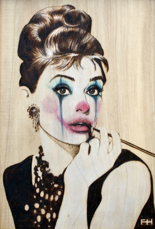 06-Audrey-Hepburn-Fay-Helfer-Pyrography-Game-of-Thrones-and-other-Paintings-www-designstack-co