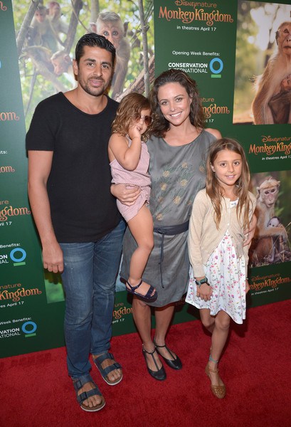 Newly Engaged Josie Maran on Motherhood Her Cosmetics Line - ali alborzi photographer
