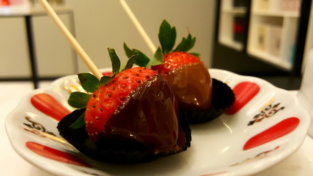 strawberry coated with chocolate