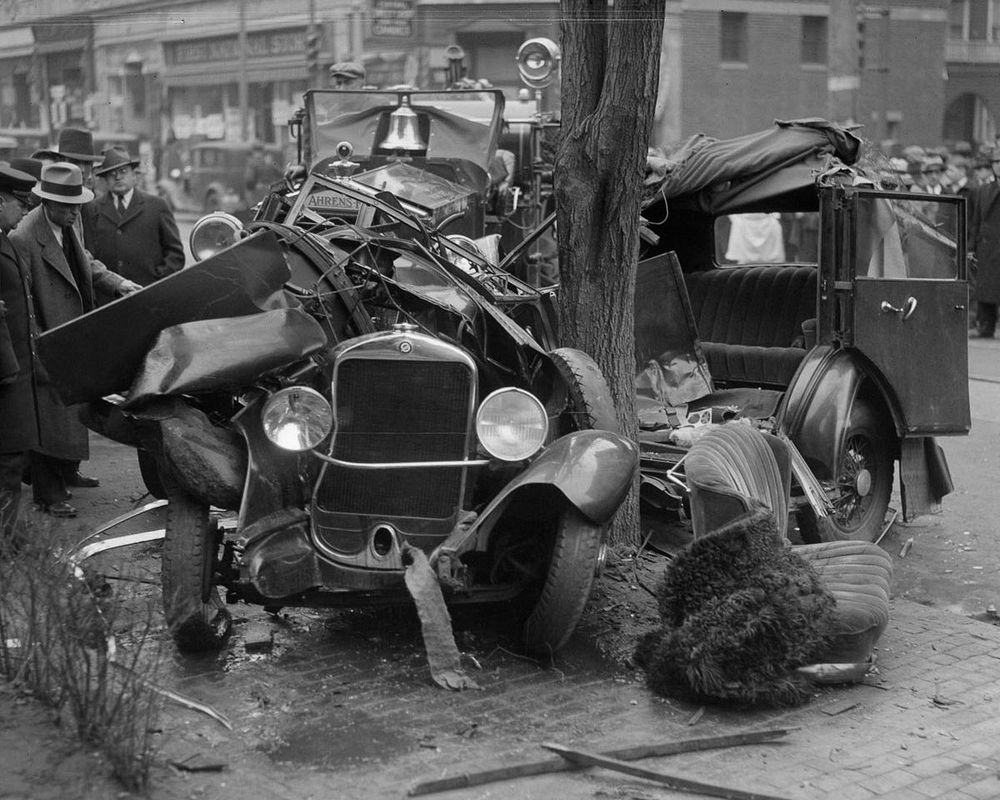 Leslie Jones car accidents