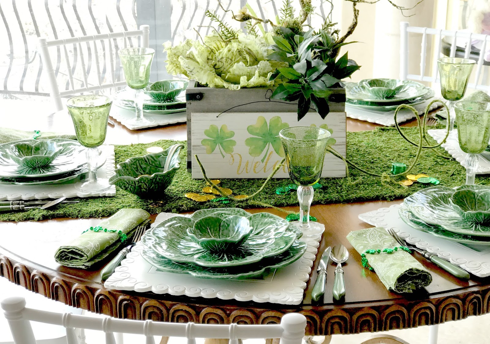 Kiss Me I'm Irish Table Purple Chocolat Home