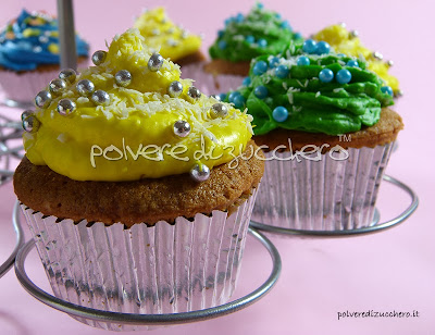 cupcakes con frosting polvere di zucchero