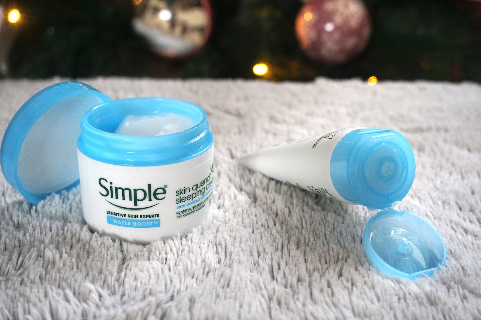 simple water boost moisturiser