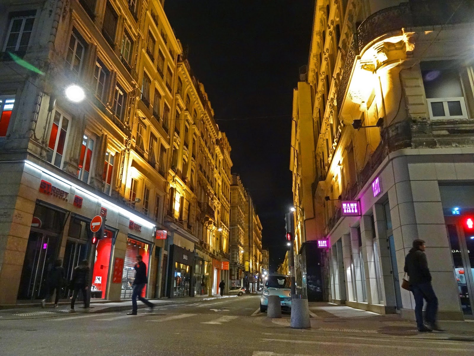 Joe's Retirement Blog Lyon at Night, Lyon, RhôneAlpes, France