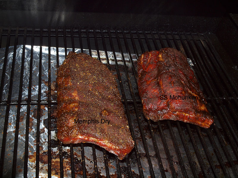 Pellet Smoker Cooking Mohunken & Memphis Dry Rub Ribs