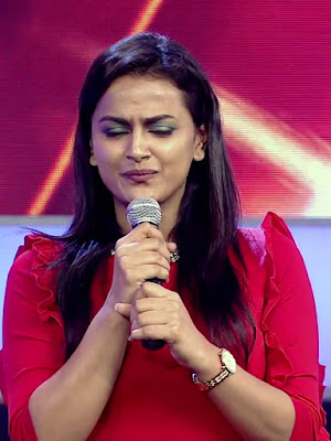 Actress Shraddha Srinath At JFW Golden Divas Photos HD Actress Shraddha Srinath At JFW Golden Divas Photos HD