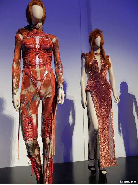 costume de scène squelette corps humain et robe paillettes Mylène Farmer Jean-Paul Gaultier,  expo JPG Grand Palais Paris