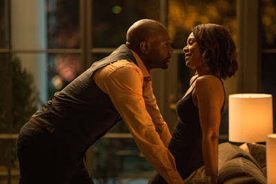 When the Bough Breaks Morris Chestnut and Regina Hall Image 2