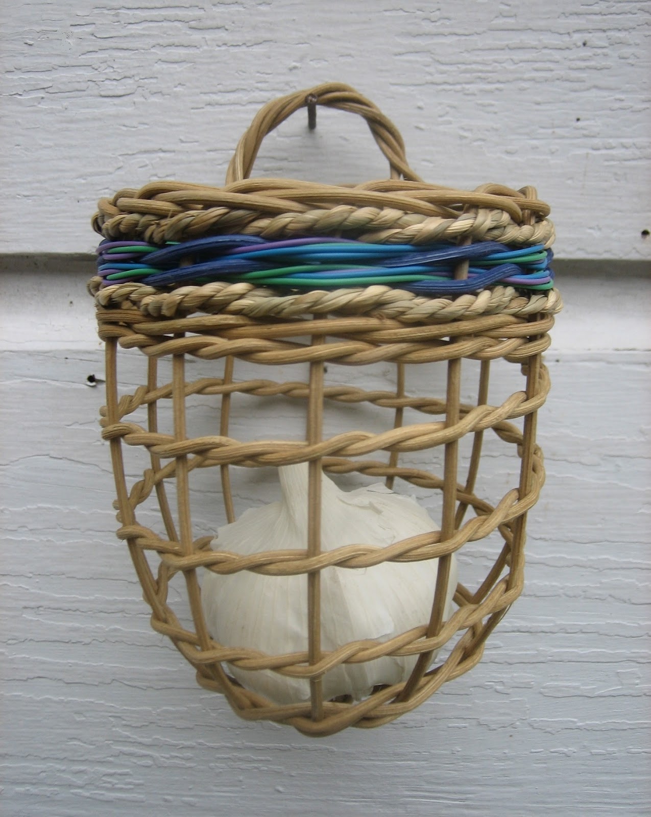 JIM FINEMAN GARLIC BASKET with TELEPHONE WIRE