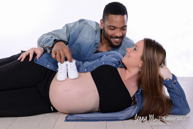 séance photo studio futurs parents, portrai en attendant bébé