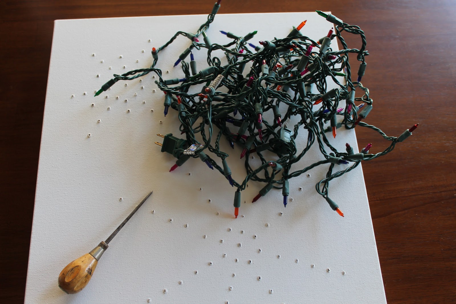 Desperate Craftwives: Christmas Light Canvas