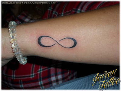 Fotos de Tatuagem Do Infinito no braço