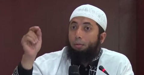 Ust. Khalid Basalamah: Syiah Pura-Pura Islam Tapi Menghantam Islam dari dalam