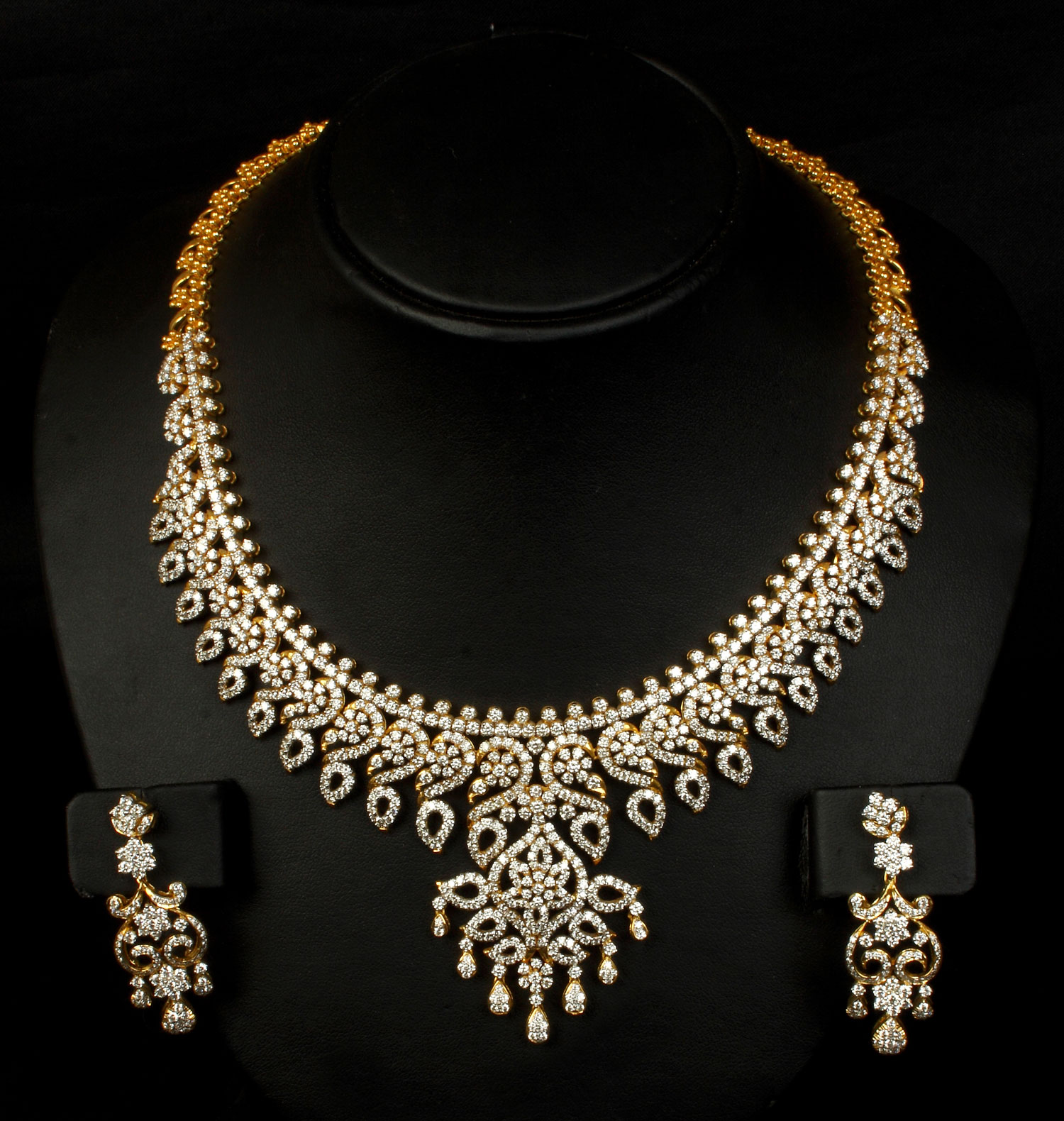 Sale news and Shopping details: VBJ Diamond Necklace Models