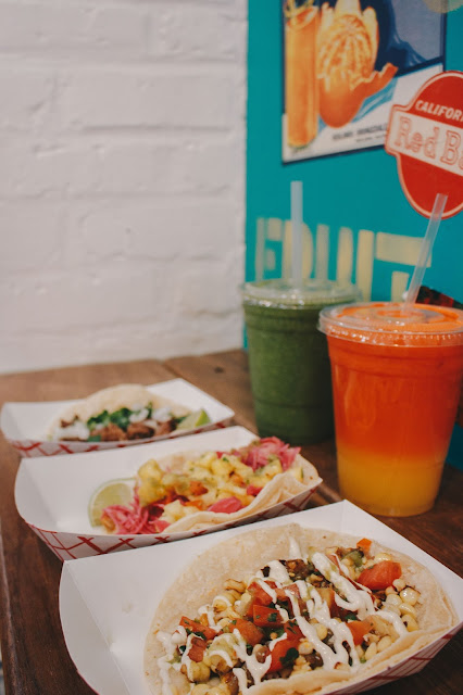 Jaco Juice & Taco Bar tacos and smoothies