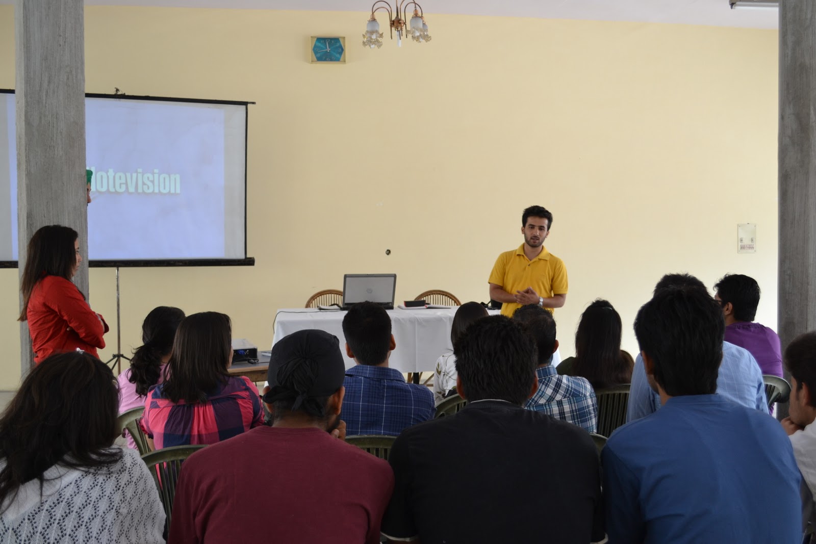 dream-factory-seminar-by-gaurav-juyal-anchor-art-attack-disney-india