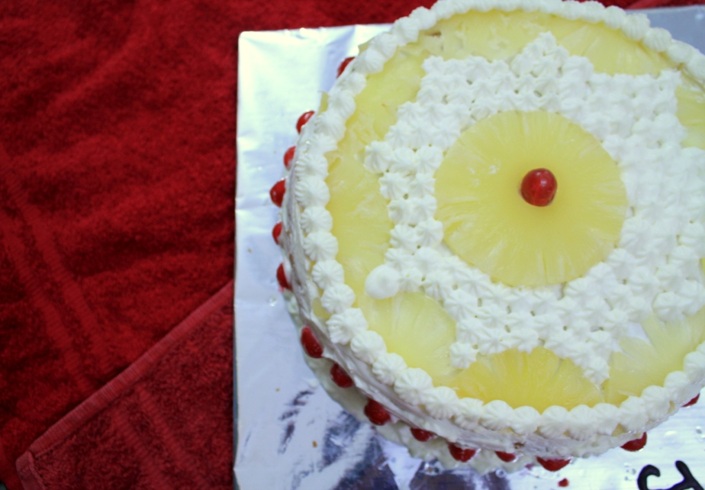 Pineapple Gateau