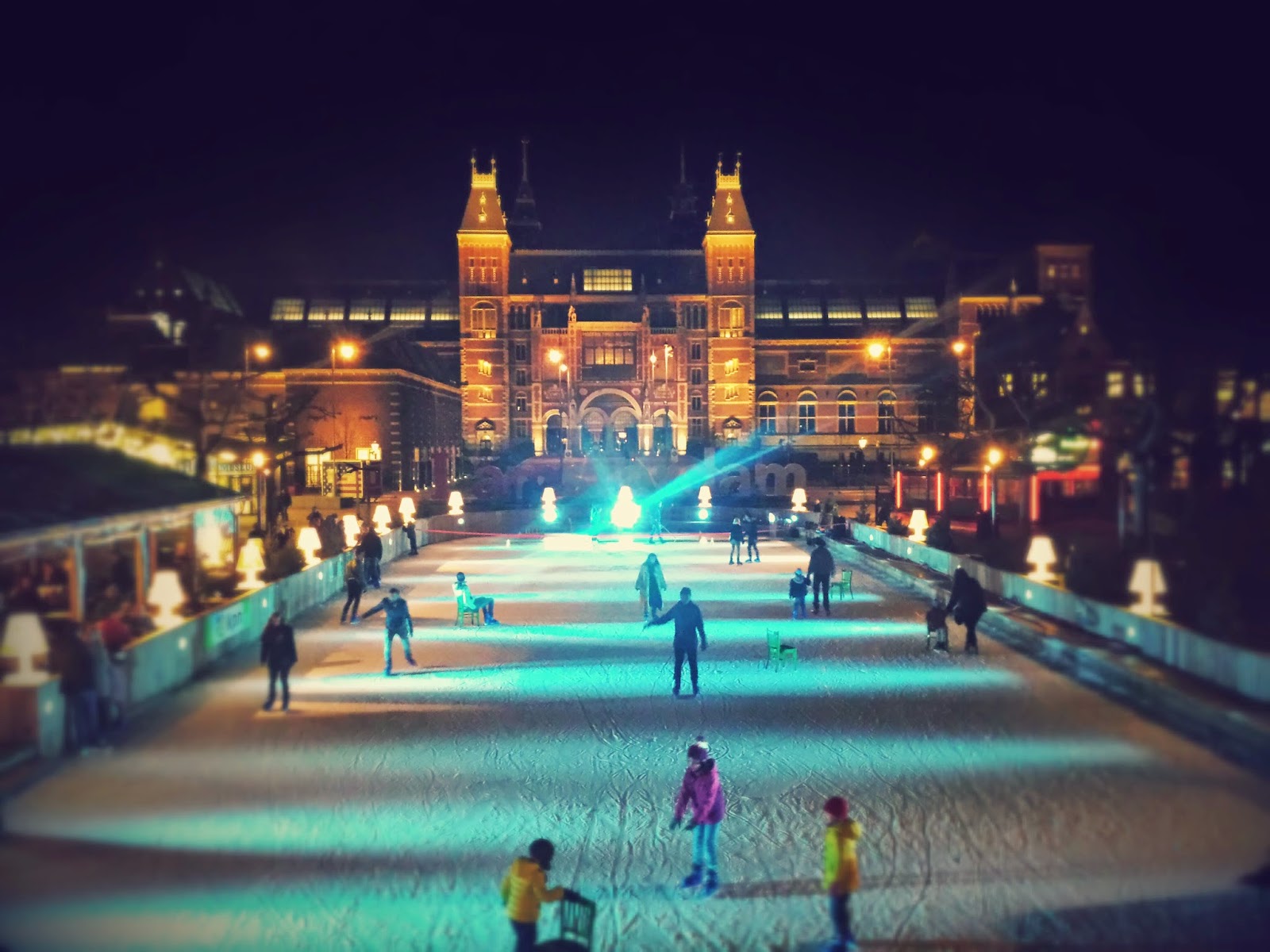 Amsterdam, step by step Ice skating