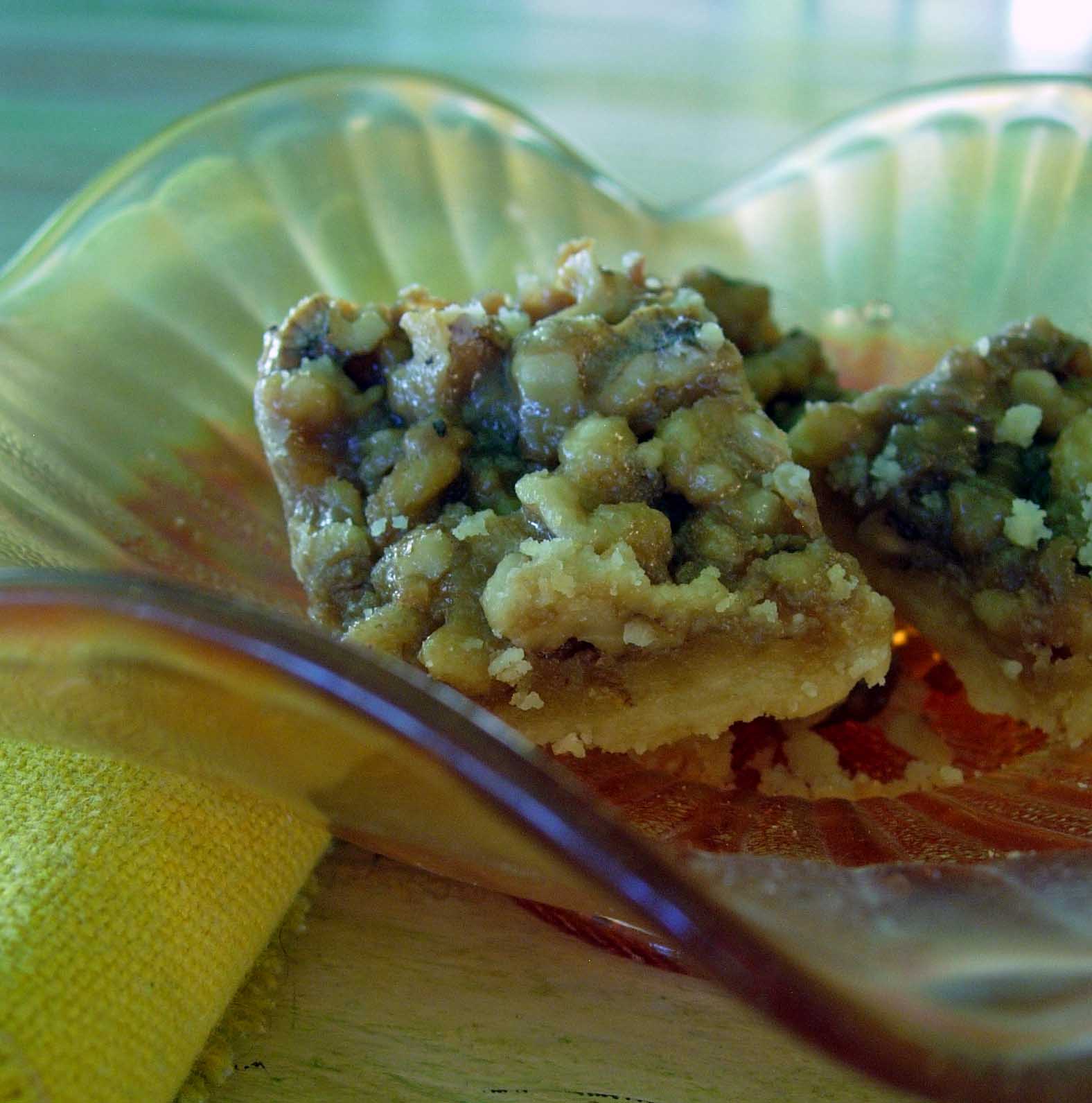 Pecan or Walnut Shortbread Bars This Is How I Cook