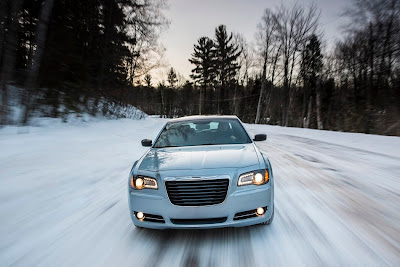 2013 Chrysler 300 Glacier with an advanced AWD system