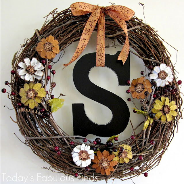 Today's Fabulous Finds: Fall Grapevine Wreath with Pine Cone Flowers ...