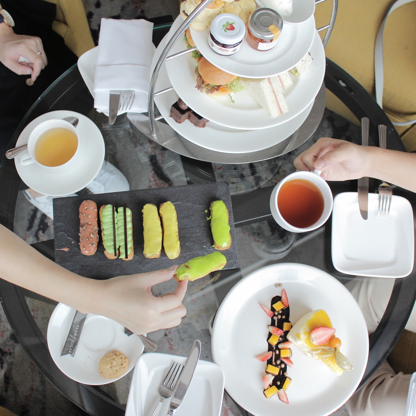 The Lounge, Hilton Kuala Lumpur Afternoon Tea Set Review FISHMEATDIE