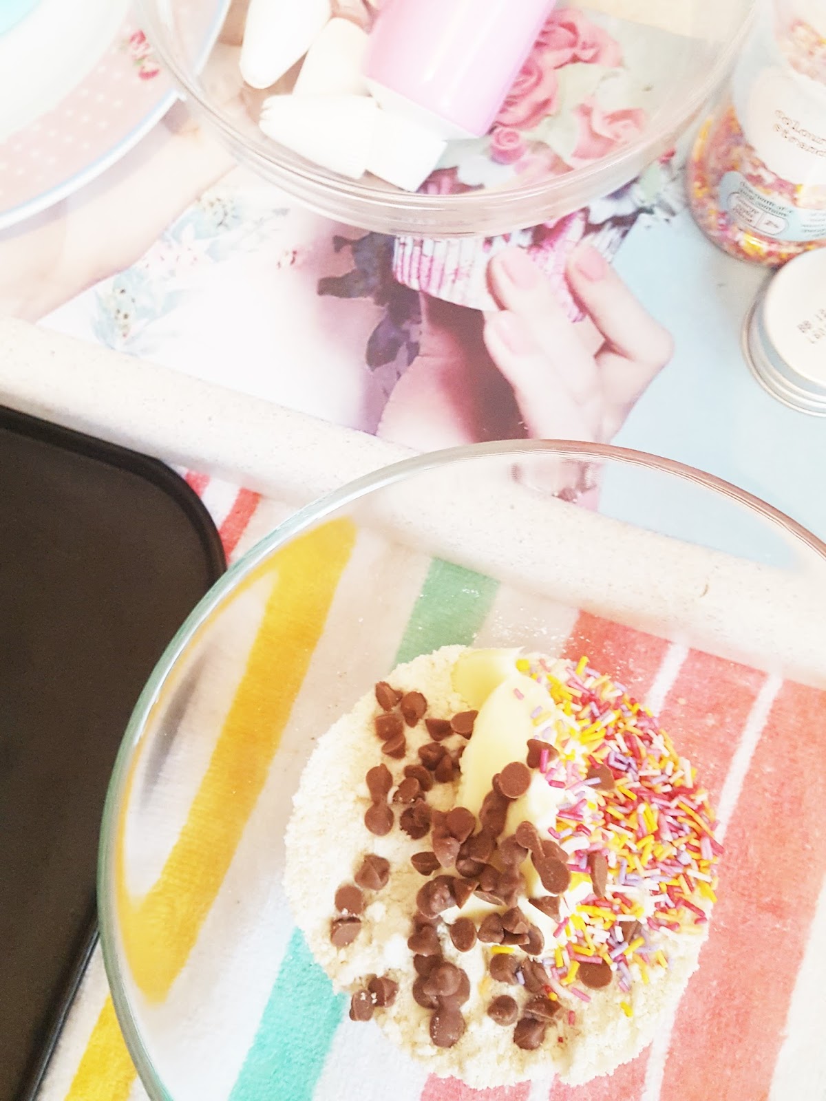 Bows And Pearls Pretty Pastel Baking