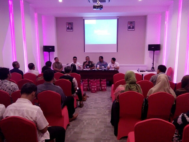 Rapat Koordinasi Pendistribusian LPG 3 Kg Kabupaten Subang Rapat Koordinasi Pendistribusian LPG 3 Kg Kabupaten Subang
