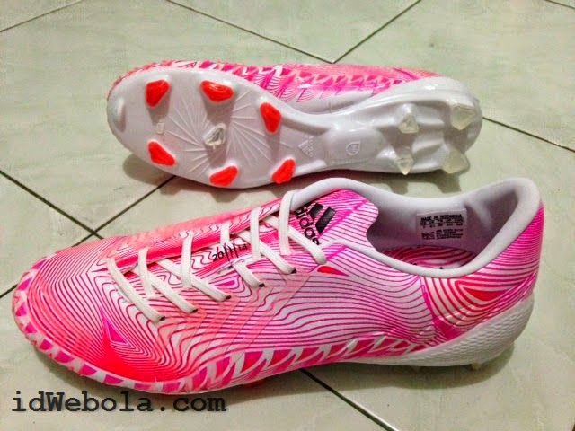 Sepatu Bola Adidas Predator Pink Sepatu Bola Adidas Predator Pink