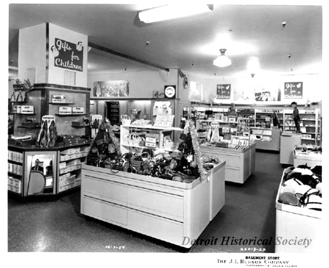 RETRO KIMMER'S BLOG 16 PHOTOS FROM JL HUDSONS DOWNTOWN DETROIT CHRISTMAS