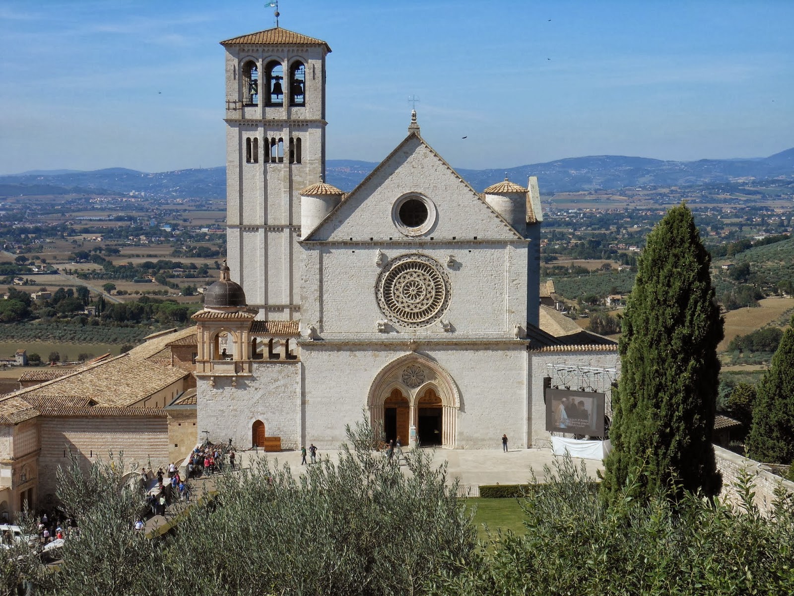 armchair-travel-with-martha-arriving-in-assisi-for-st-francis-feast
