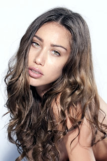 upcoming nude scenes : True Blood [Season 5] | batty for nudity