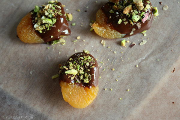 Dark Chocolate-Dipped Apricots