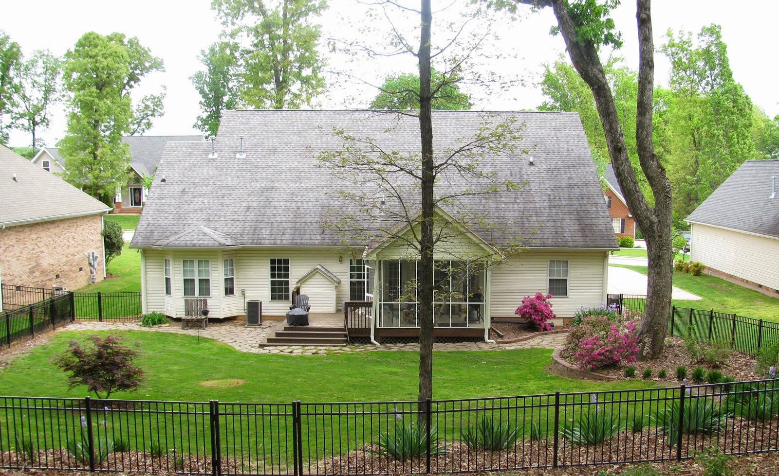 CREATIVE AMBITIONS: DIY Backyard Makeover... part two