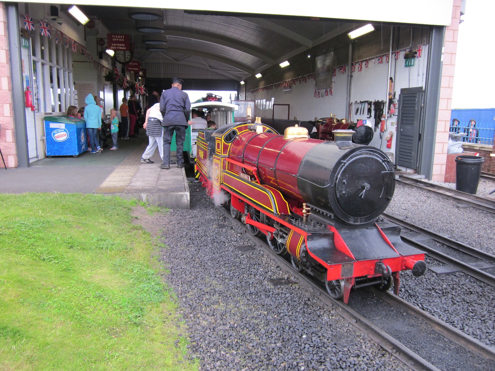 Narrow Gauge Railways UK Rhyl Miniature Railway