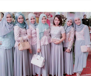 Model Kebaya Seragam Trend 2019 untuk Pernikahan Acara Model Kebaya Seragam Trend 2019 untuk Pernikahan Acara