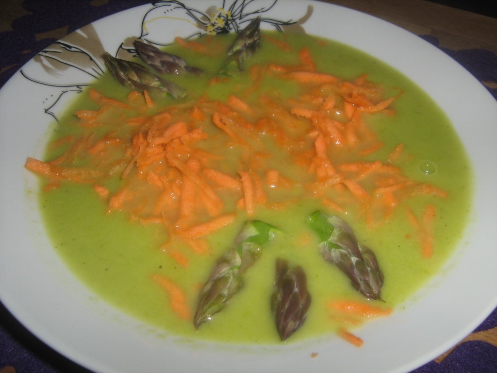 zupa-krem z zielonych szparagów