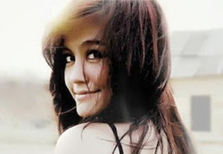Hot Chords: Agnes Monica - "Matahariku" Chords