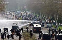 Maria Riot Scenes Lim En Cheng's blog: When and how did Maria Hertogh riots happen