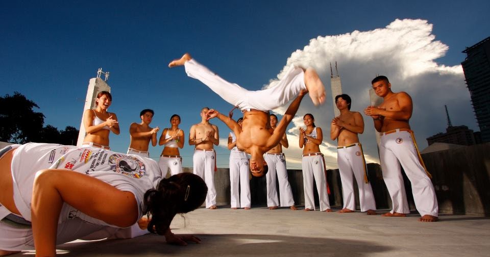 O meu orgulho, Mestre Mão Branca - Capoeira Music - Vídeo Dailymotion