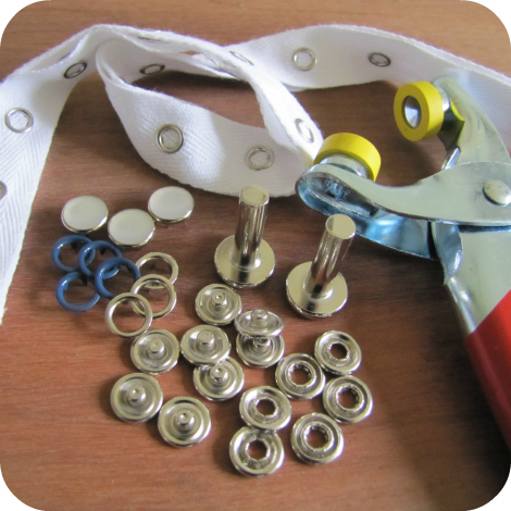 The Haby Goddess: How to use Snap Fasteners