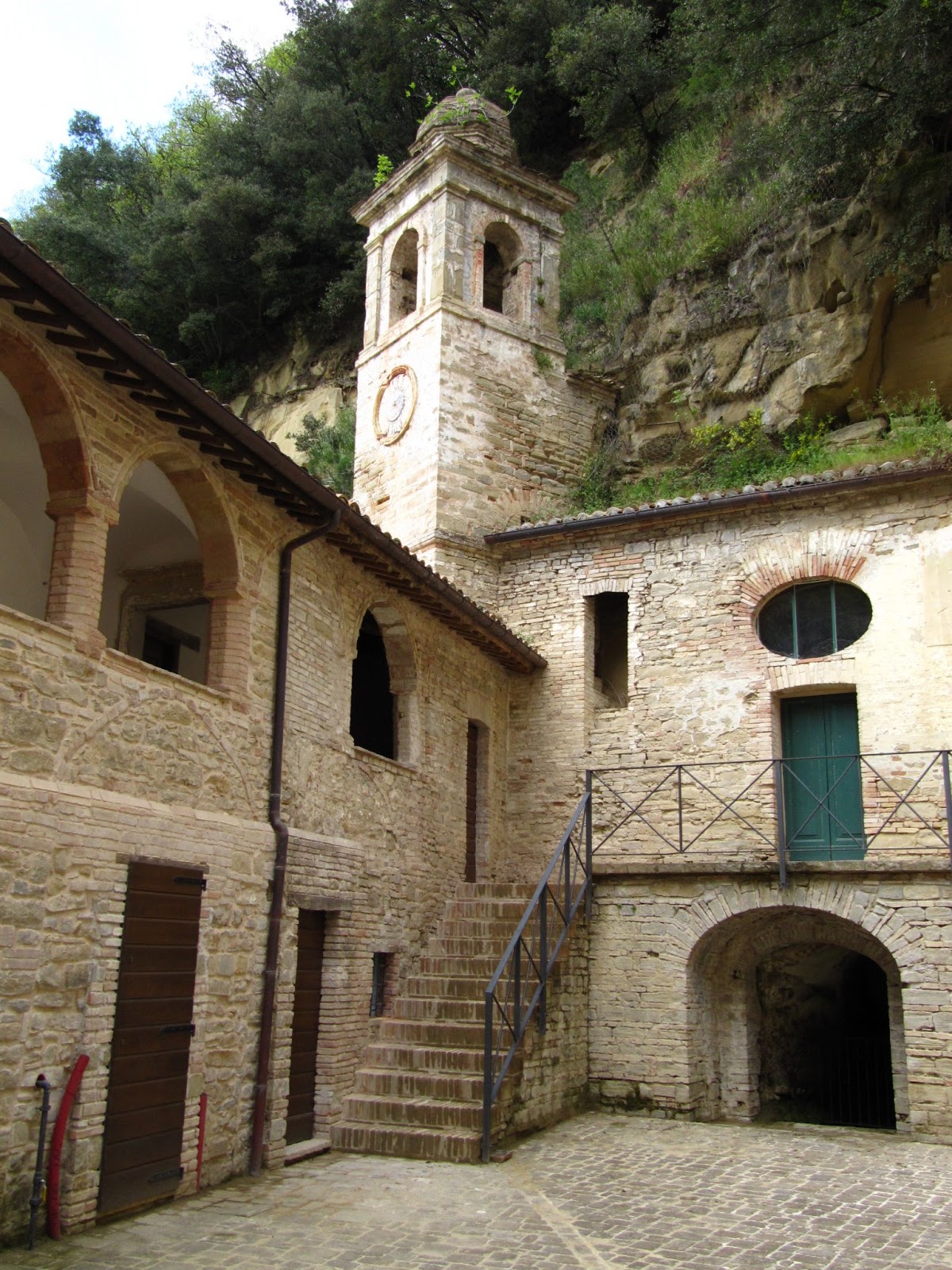 L'Eremo dei Frati Bianchi di Cupramontana