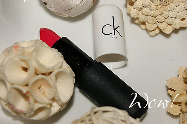 CK One Pure Color Lipstick in Wow - Review | The Sunday Girl